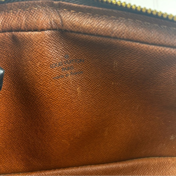 Louis Vuitton Marly Bandouliere 
Monogram Crossbody Shoulder Bag - Picture 11 of 14